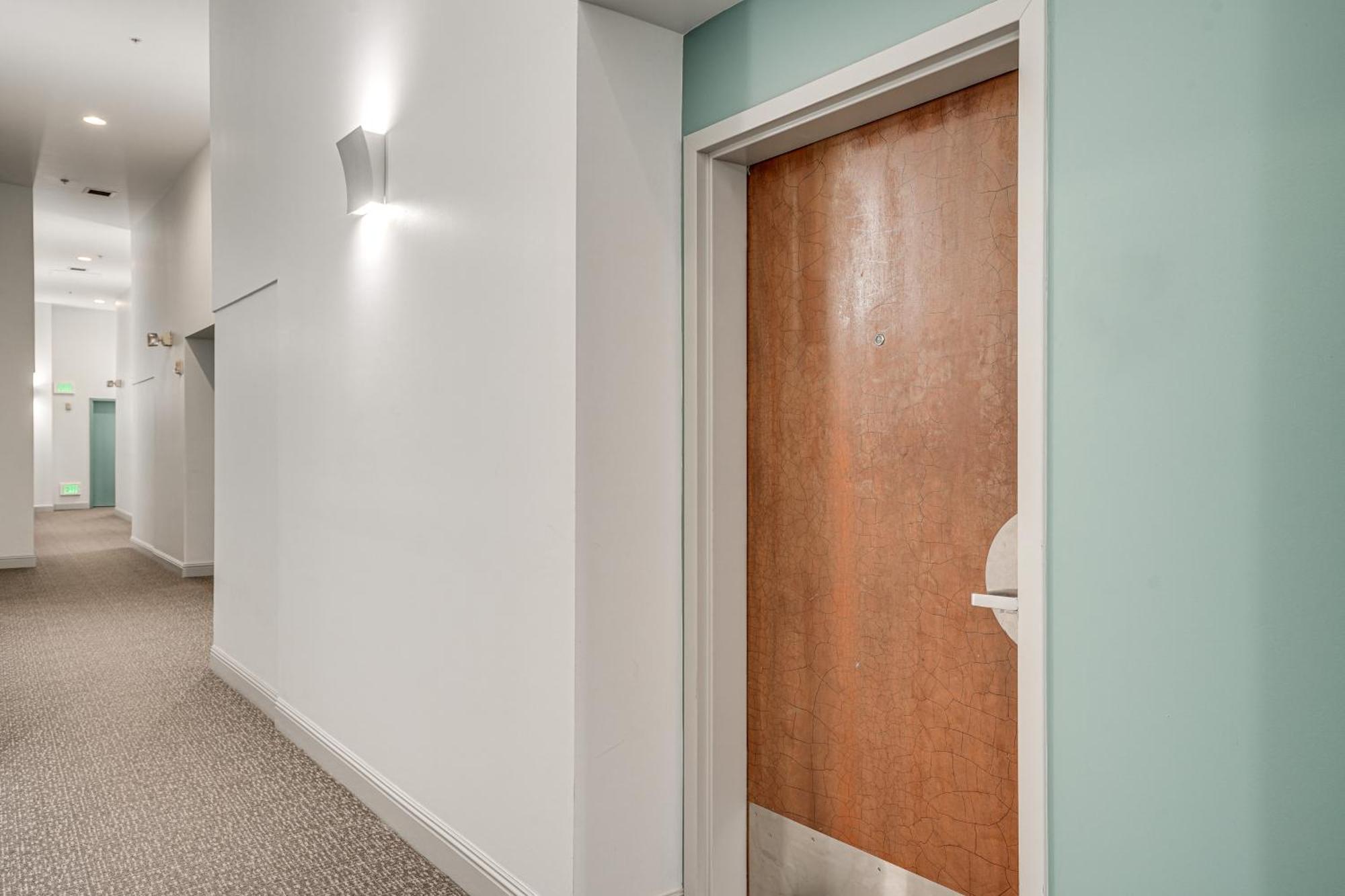 Mid-century Loft In Soma - Steps To Caltrain! Apartment *