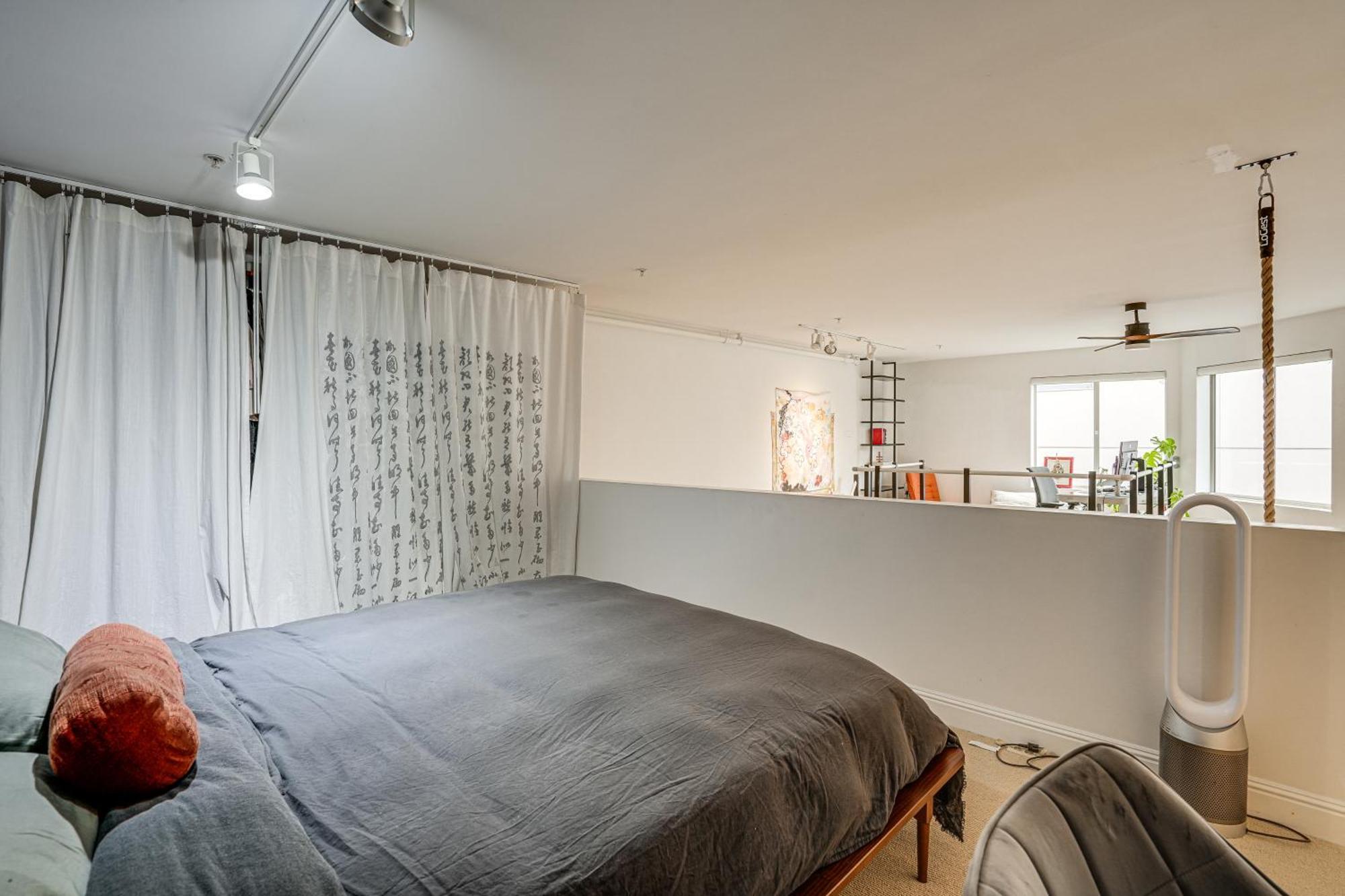 Mid-century Loft In Soma - Steps To Caltrain! Apartment