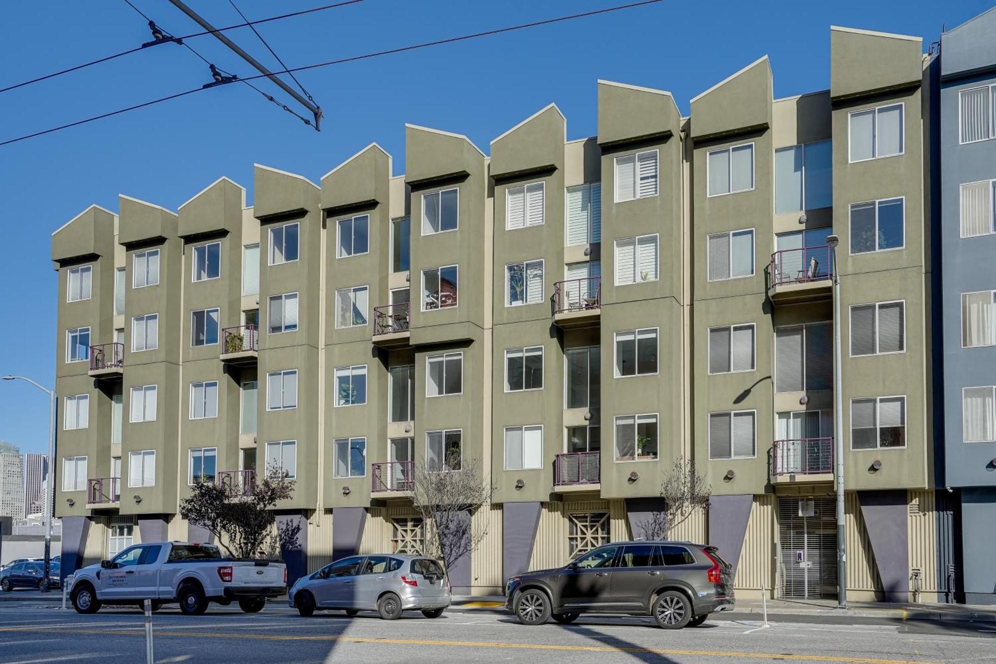 Mid-century Loft In Soma - Steps To Caltrain! *