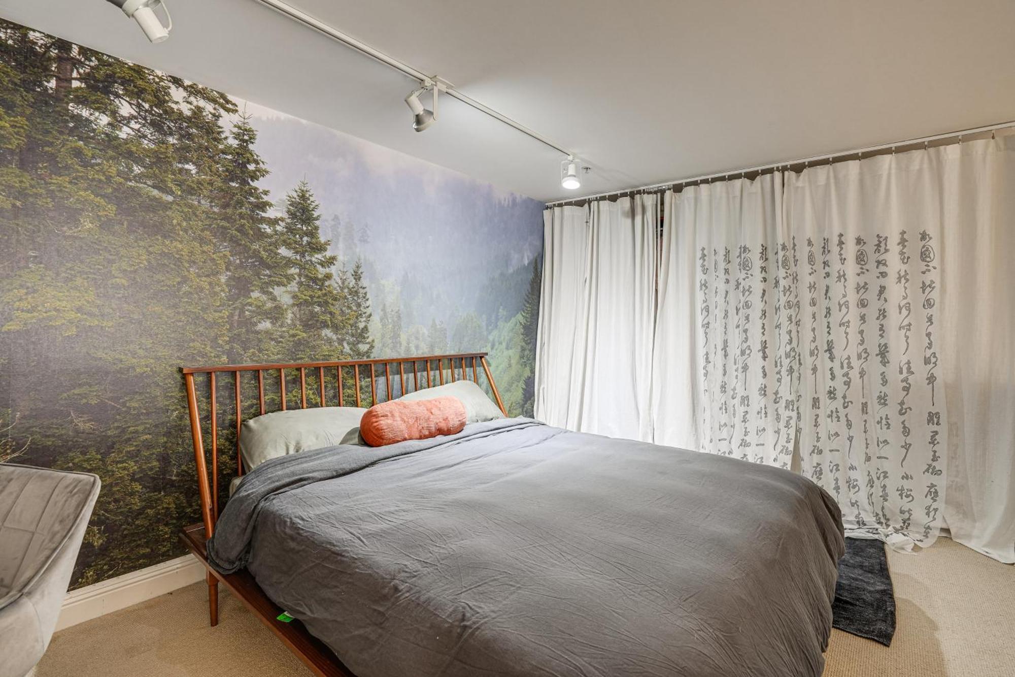 Mid-century Loft In Soma - Steps To Caltrain!