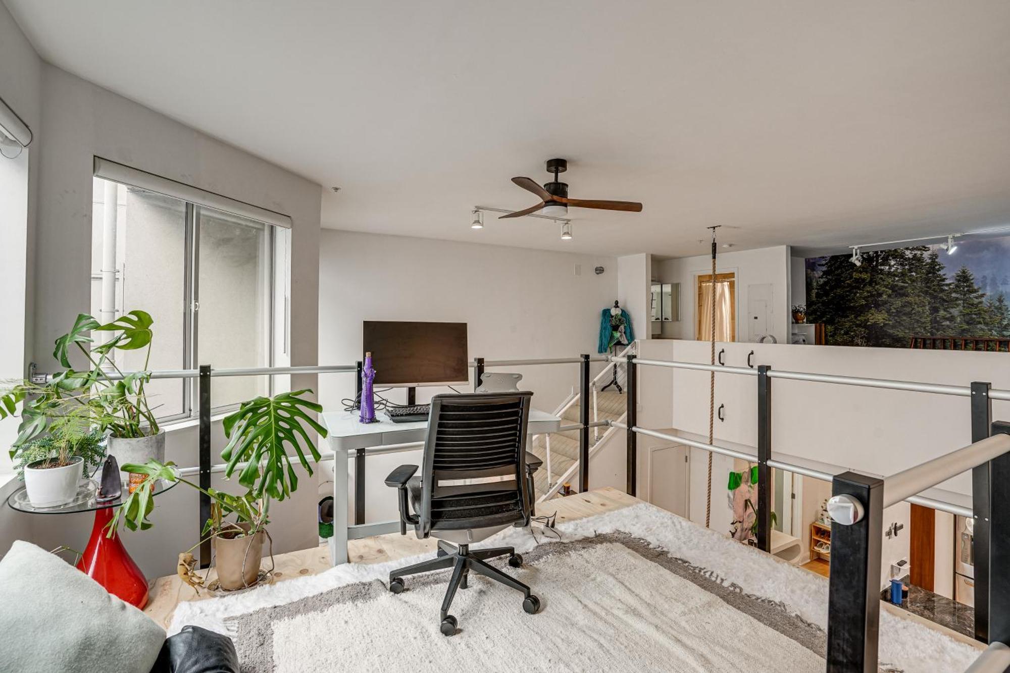 Mid-century Loft In Soma - Steps To Caltrain! Apartment *